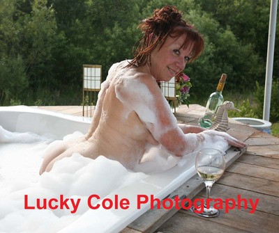 Lucky Cole Glamorous Photography.